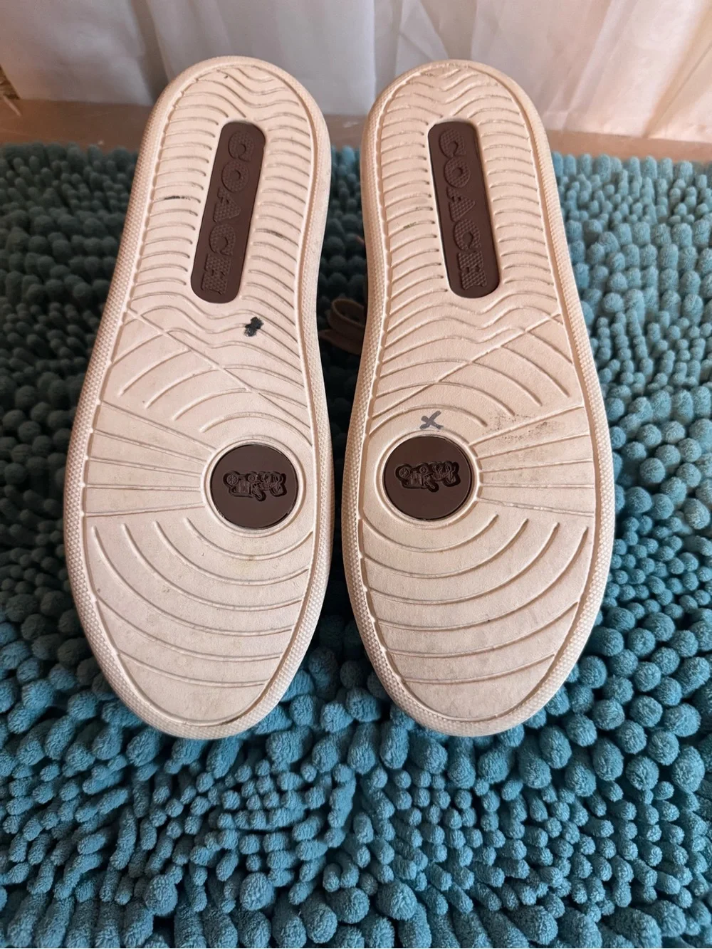 Coach G4967 Signature Canvas Clip Sneakers Size 7B